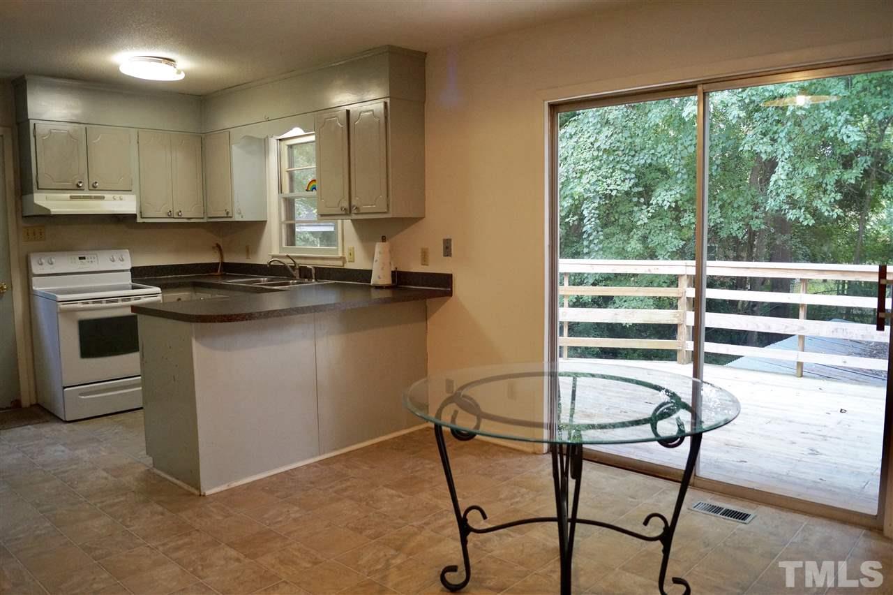 5105 Kaplan Drive Raleigh, NC 27606 - Photo 3 of 25