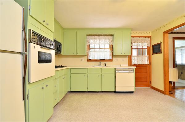 193 Alida Road Braintree, MA 02184 - Photo 7 of 17 Gallery Image 7