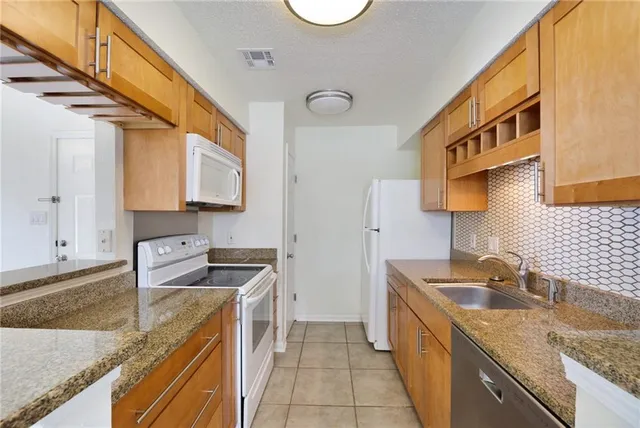 $140,000 | 724 Village Road, Unit G, Kenner, LA 70065