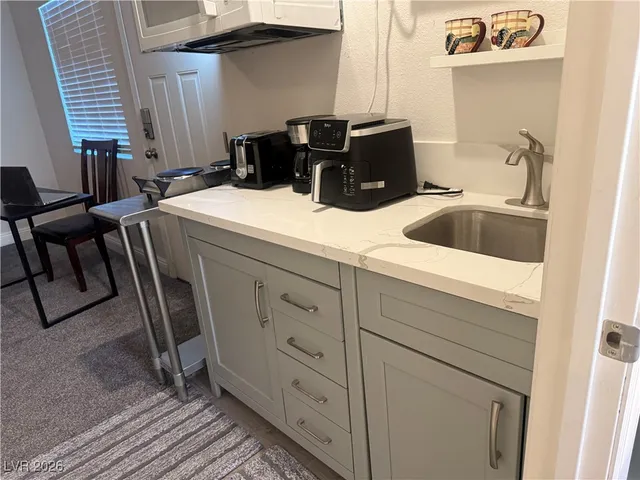 $1,000 | 2749 Canarsy Court, Unit 2B, Henderson, NV 89052