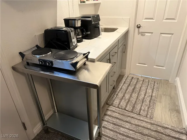 $1,000 | 2749 Canarsy Court, Unit 2B, Henderson, NV 89052