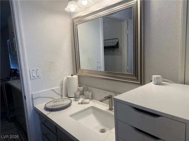 $1,000 | 2749 Canarsy Court, Unit 2B, Henderson, NV 89052