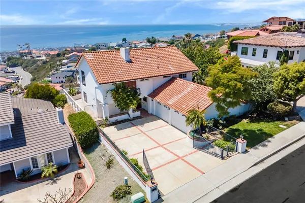 $2,900,000 | 900 Avenida Salvador, San Clemente, CA 92672