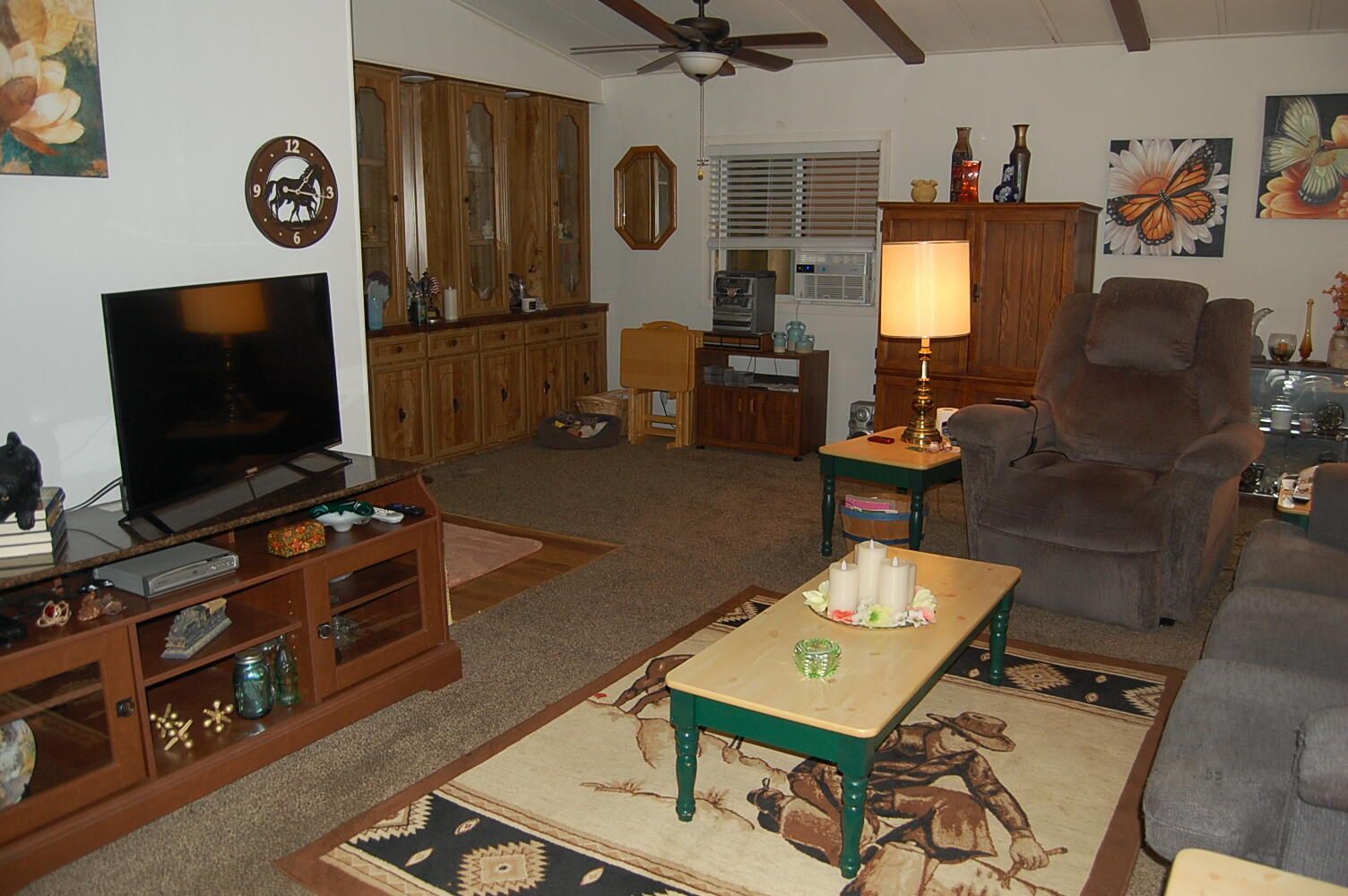 350 Hamilton Avenue Cave Junction, OR 97523 - Photo 5 of 23 living room to dining