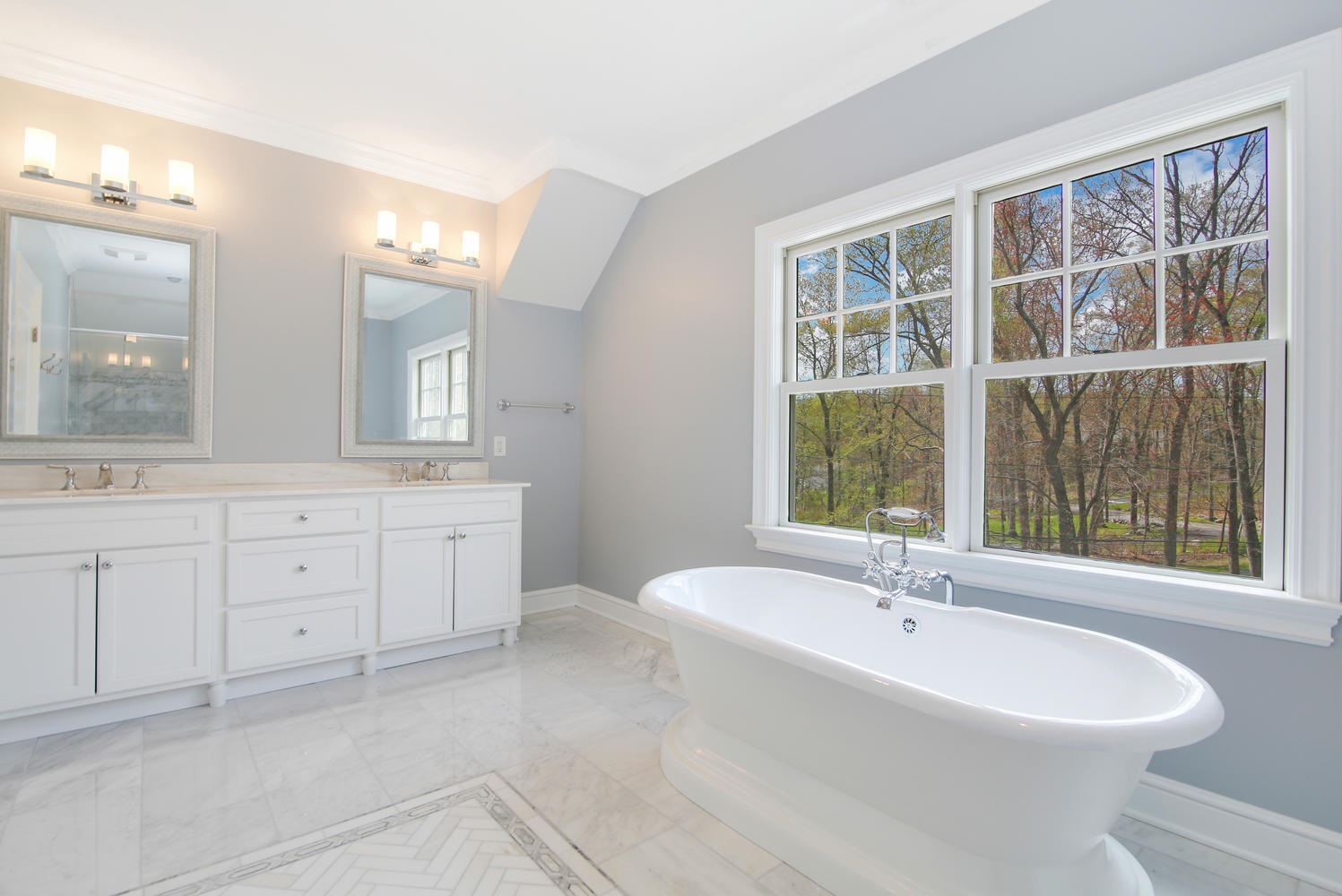 729 Cheese Spring Road New Canaan, CT 06840 - Photo 16 of 37 a bathroom with a sink and a bathtub