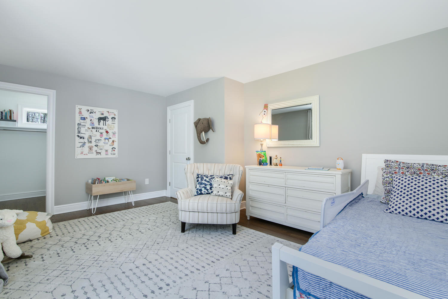 729 Cheese Spring Road New Canaan, CT 06840 - Photo 20 of 37 a bedroom with furniture and a couch