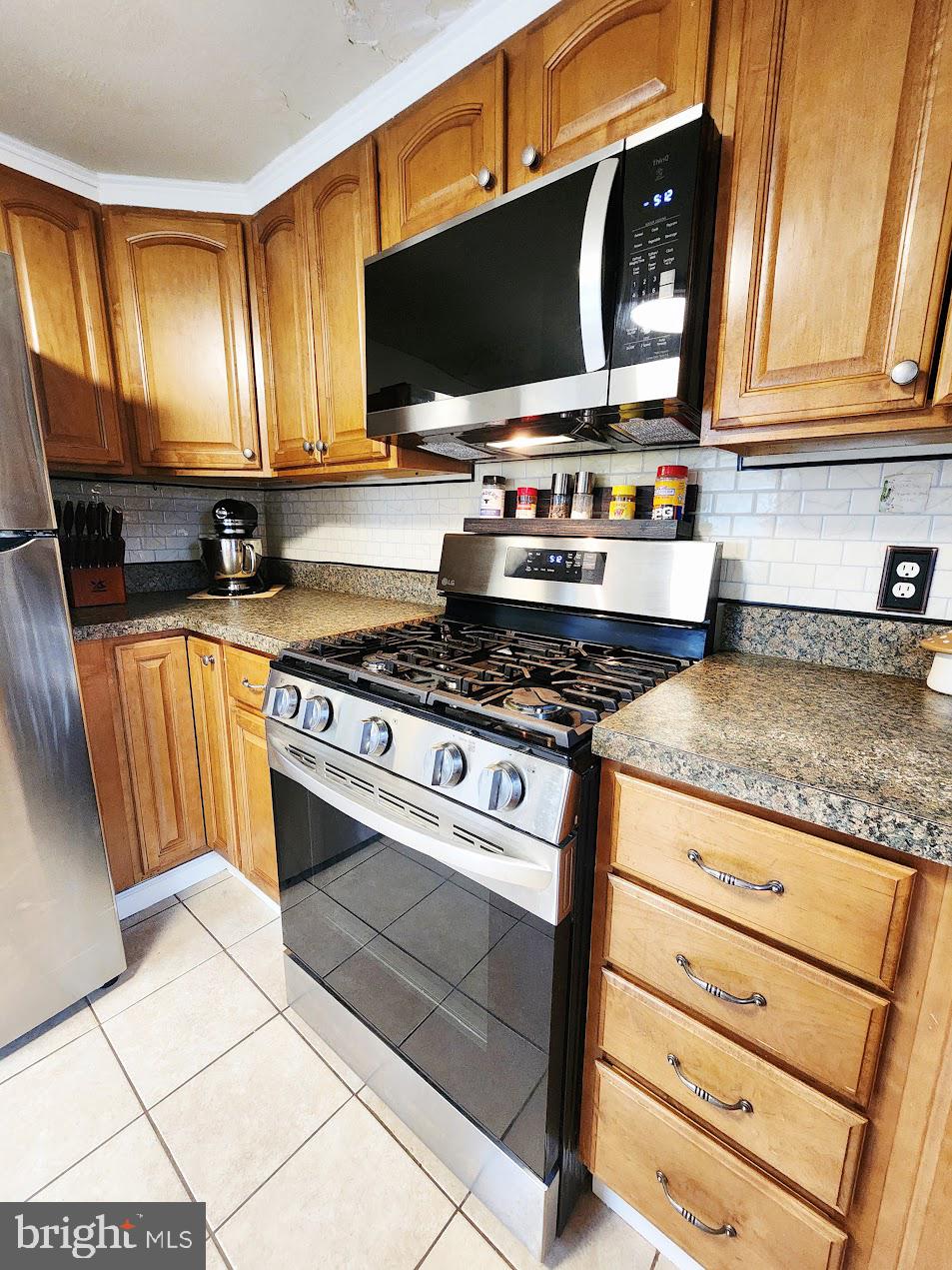 336 Springfield Road Aldan, PA 19018 - Photo 10 of 27