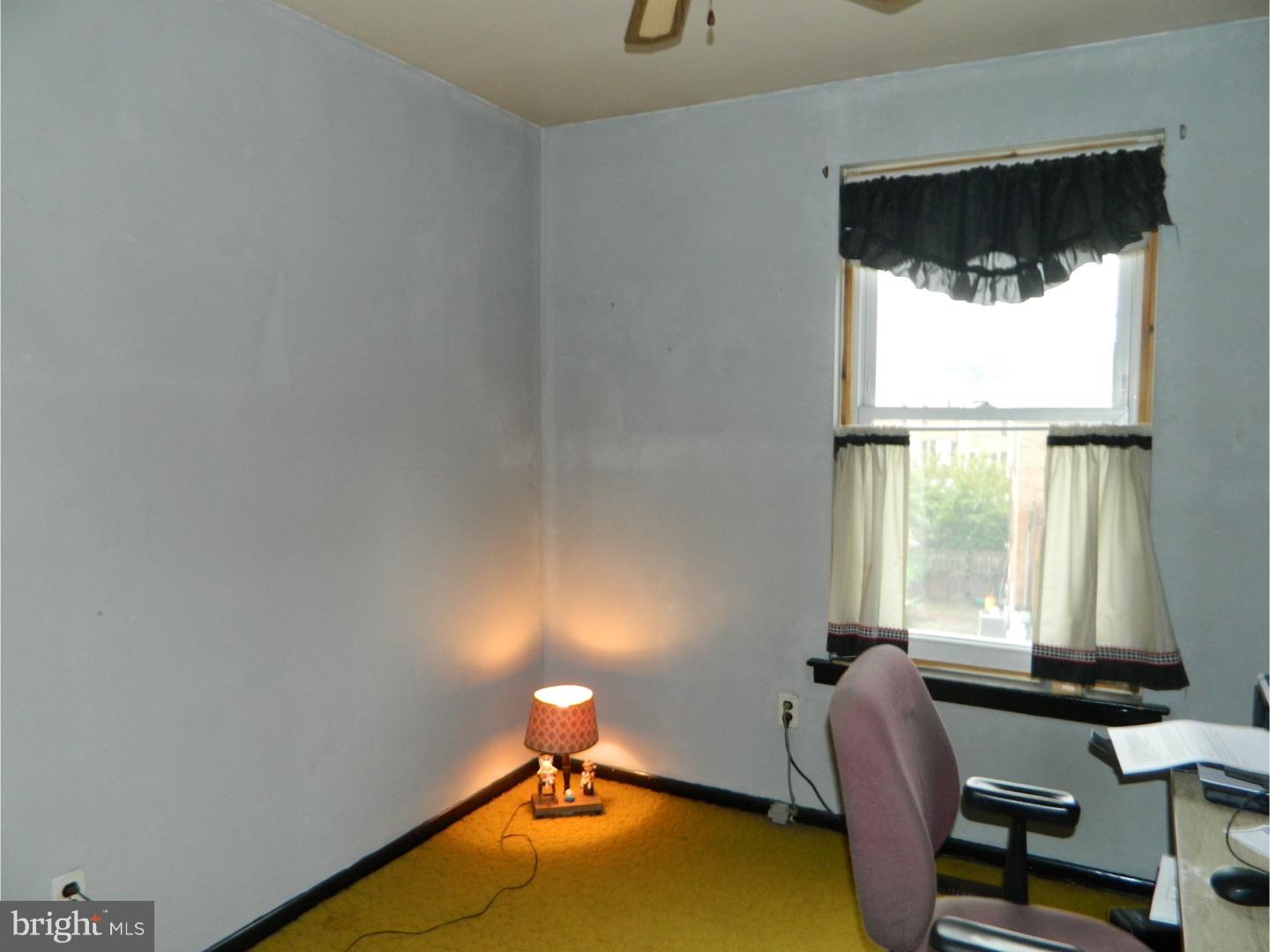 223 Parkview Road Philadelphia, PA 19154 - Photo 8 of 9