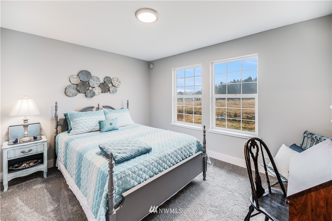2290 Van Dam Road Oak Harbor, WA 98277 - Photo 14 of 31 Gallery Image 14
