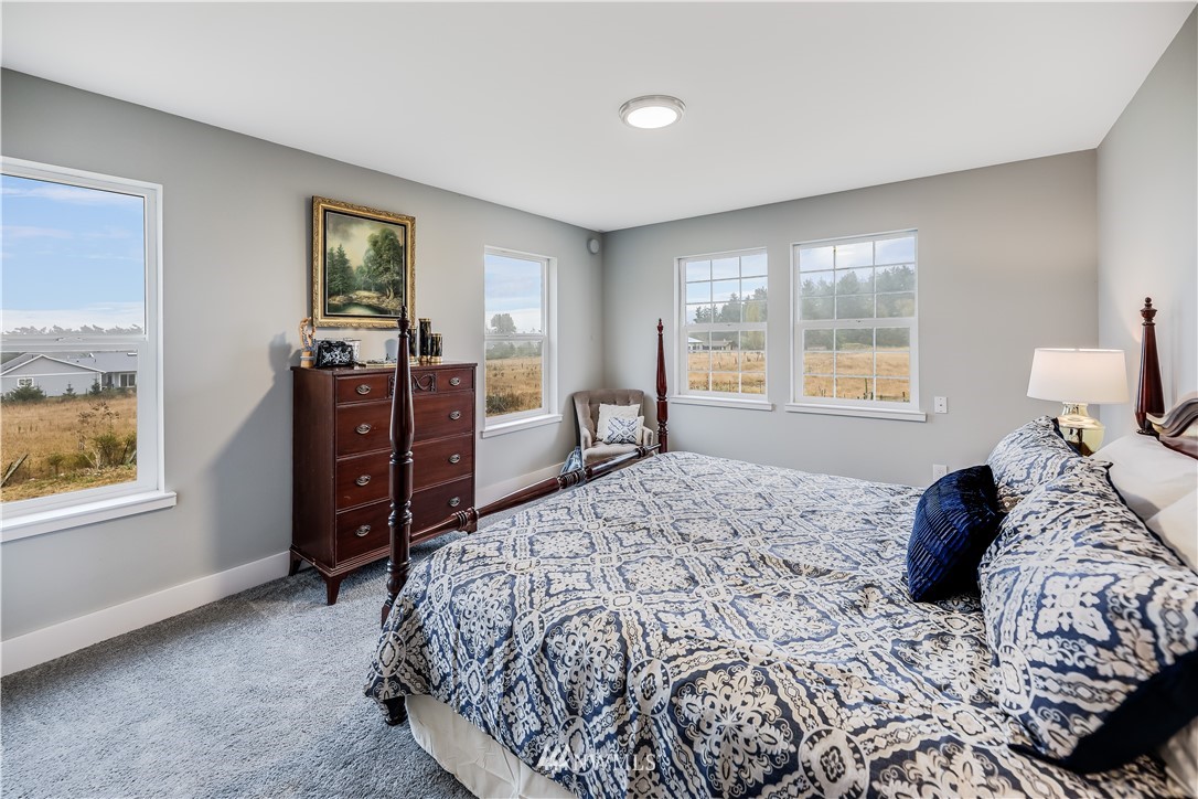 2290 Van Dam Road Oak Harbor, WA 98277 - Photo 18 of 31 Gallery Image 18