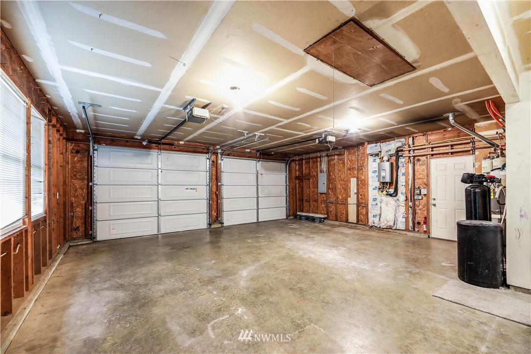 2290 Van Dam Road Oak Harbor, WA 98277 - Photo 24 of 31 Gallery Image 24