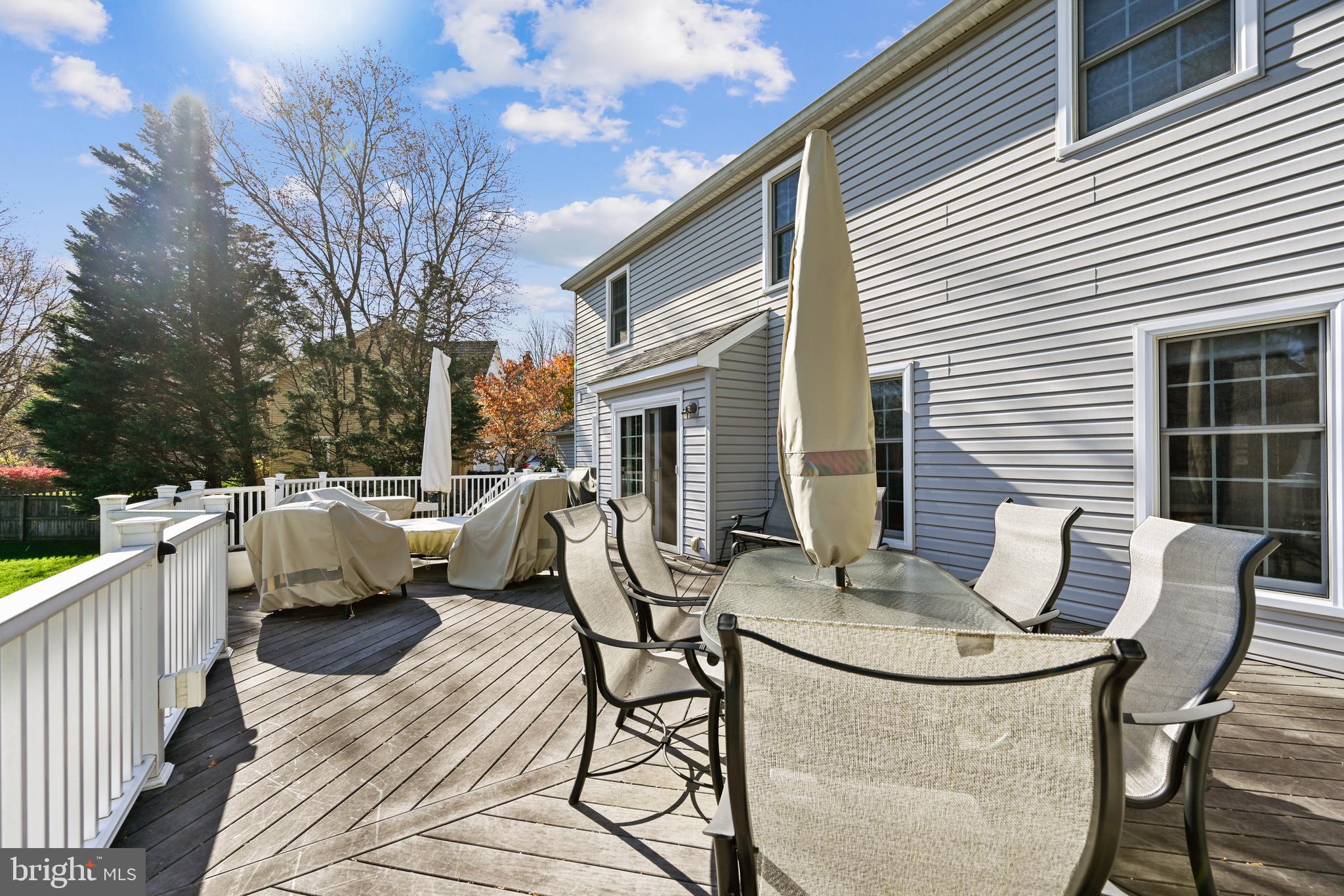 10508 Patuxent Ridge Way Laurel, MD 20723 - Photo 2 of 31 Composite deck with lighting