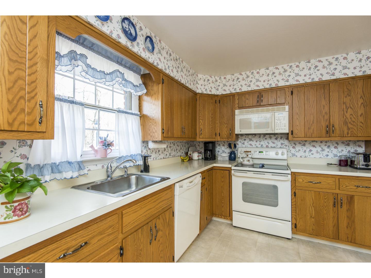 109 Deerfield Road Broomall, PA 19008 - Photo 12 of 25 Gallery Image 12