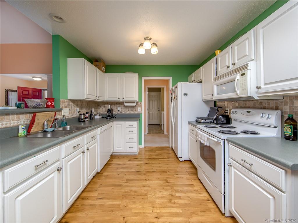 168 Misty Valley Road Fletcher, NC 28732 - Photo 5 of 23 Gallery Image 5