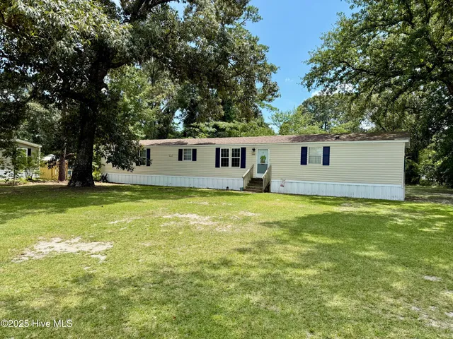 $160,000 | 1955 Catherine Lake Road, Richlands, NC 28574