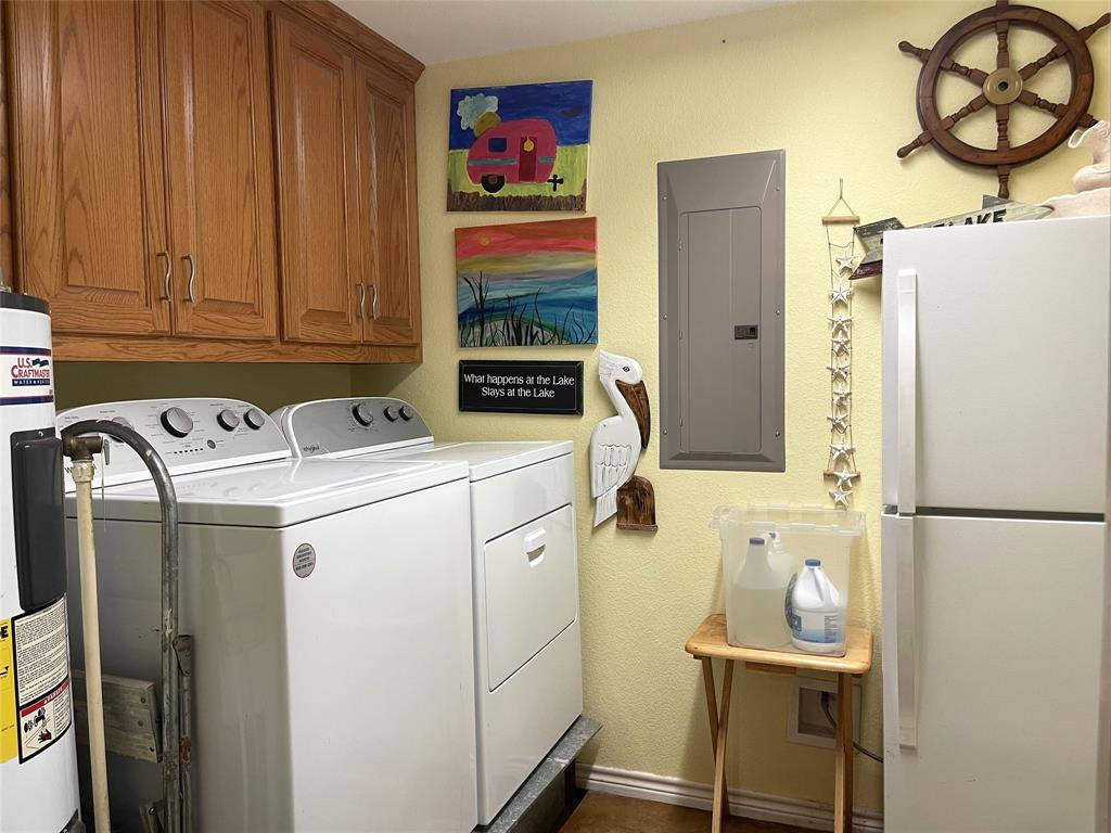 151 Lcr Cedar C3 Mexia, TX 76667 - Photo 11 of 28 a utility room with dryer and washer