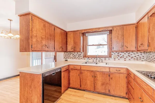 $295,000 | 3514 West 1st Avenue, Appleton, WI 54914