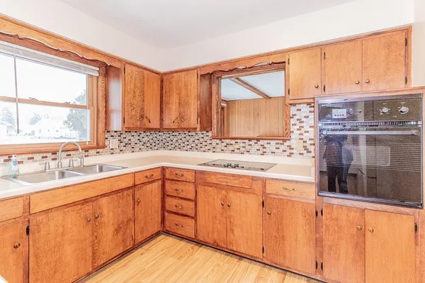 $295,000 | 3514 West 1st Avenue, Appleton, WI 54914