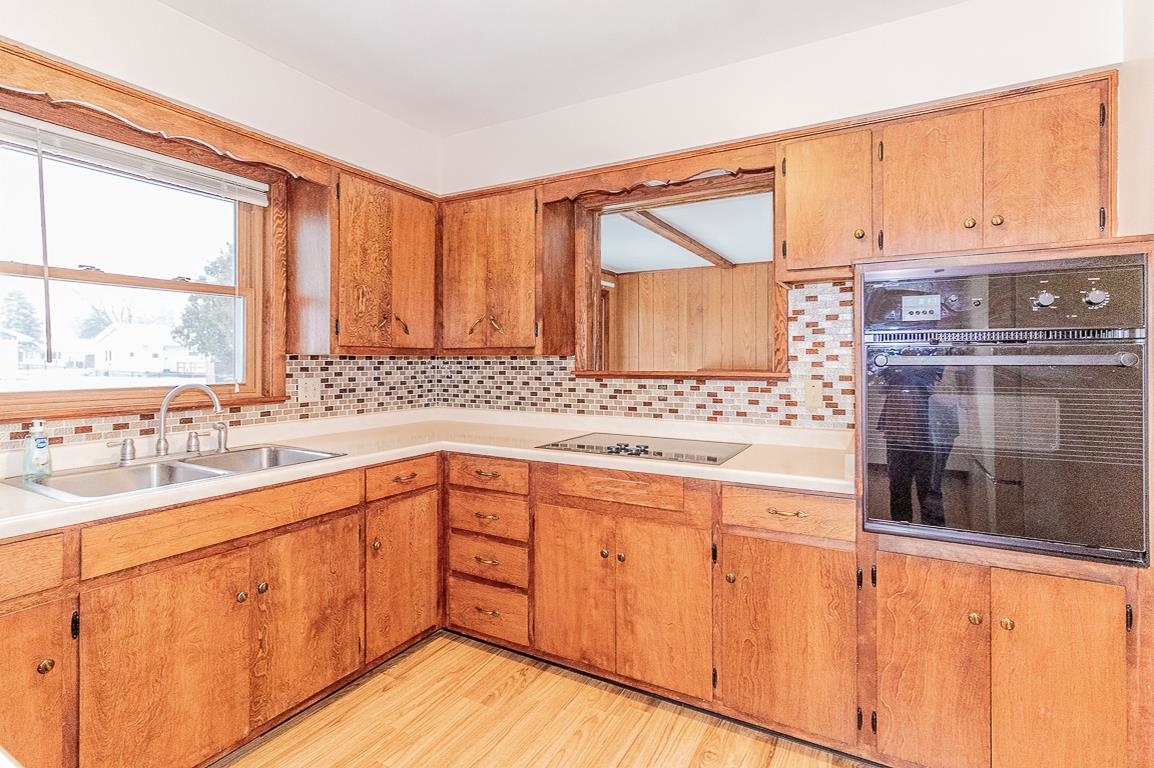 3514 West 1st Avenue Appleton, WI 54914 - Photo 6 of 30