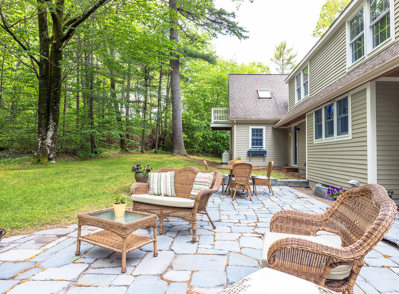 17 Victoria Road Camden, ME 04843 - Photo 20 of 37 Patio