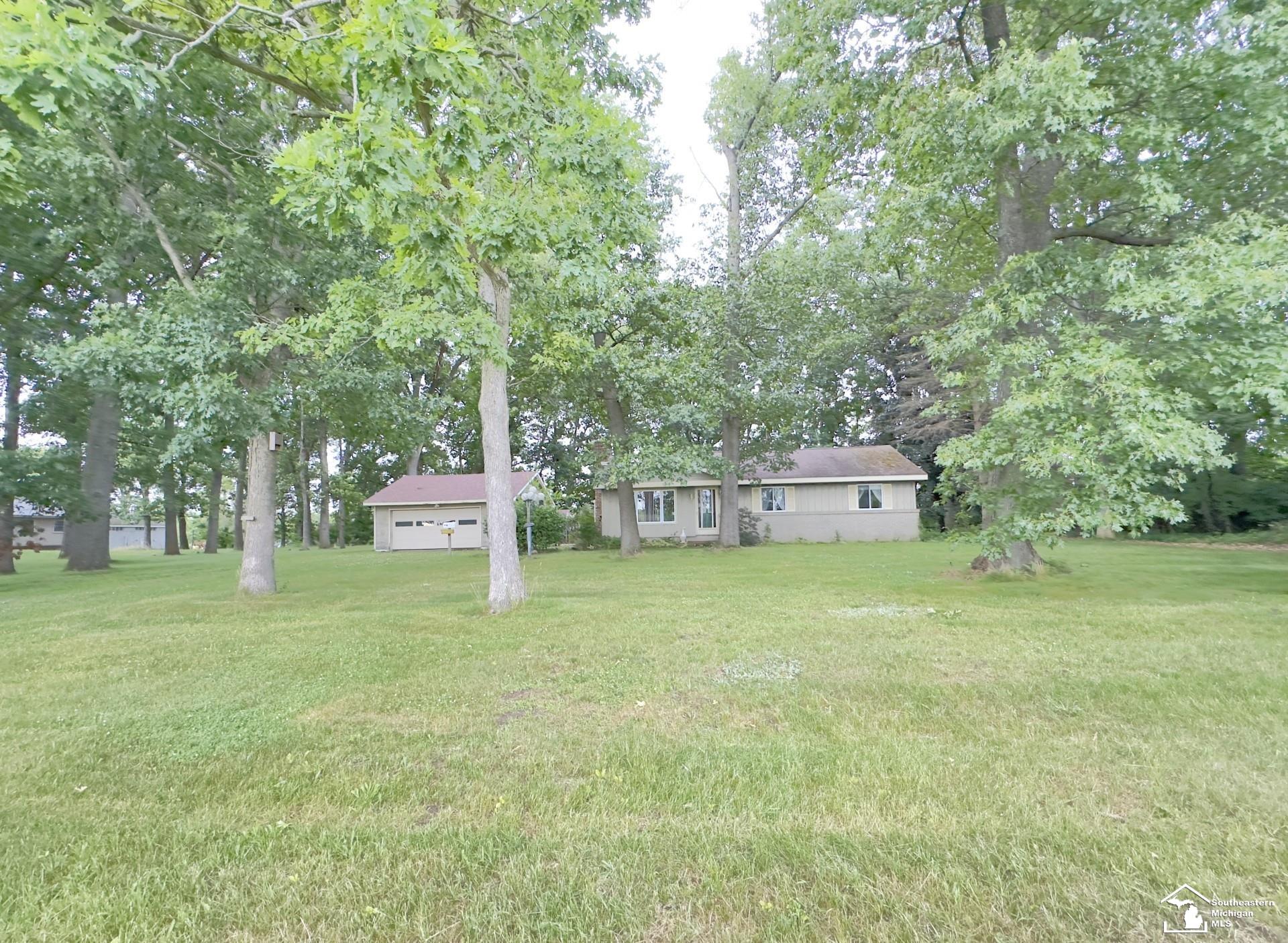 3045 Wells Road Petersburg, MI 49270 - Photo 3 of 10