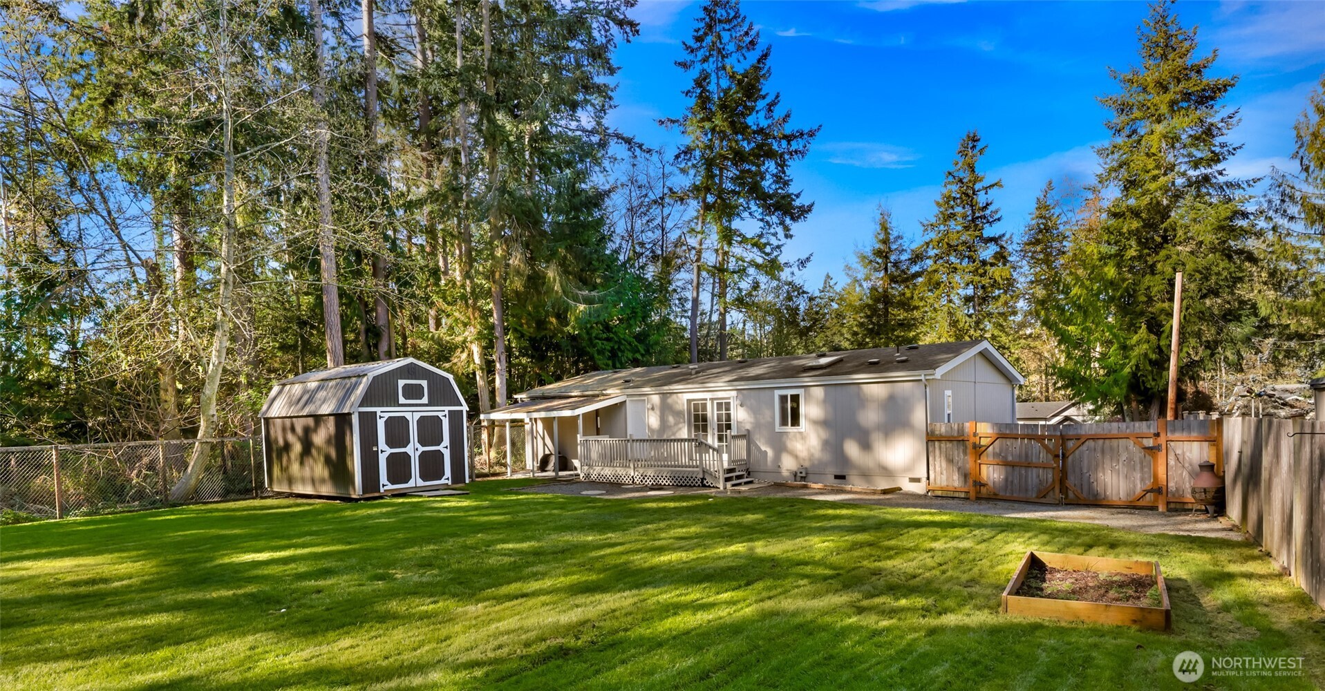 1649 Oak Ridge Drive Camano Island, WA 98282 - Photo 31 of 40