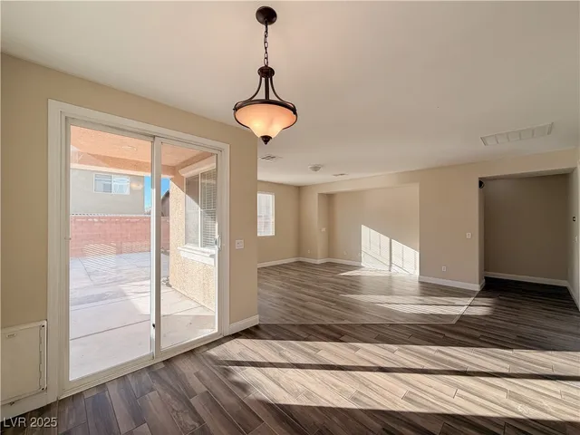 $2,700 | 10733 Mentesana Avenue, Las Vegas, NV 89166