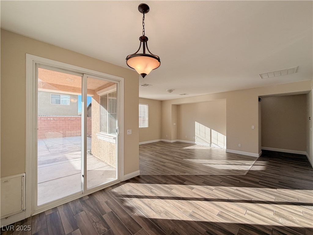 10733 Mentesana Avenue Las Vegas, NV 89166 - Photo 14 of 55