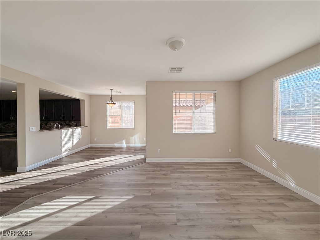 10733 Mentesana Avenue Las Vegas, NV 89166 - Photo 19 of 55