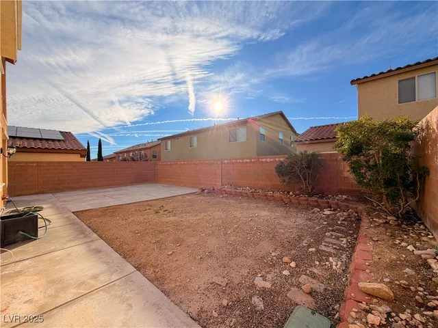 $2,700 | 10733 Mentesana Avenue, Las Vegas, NV 89166