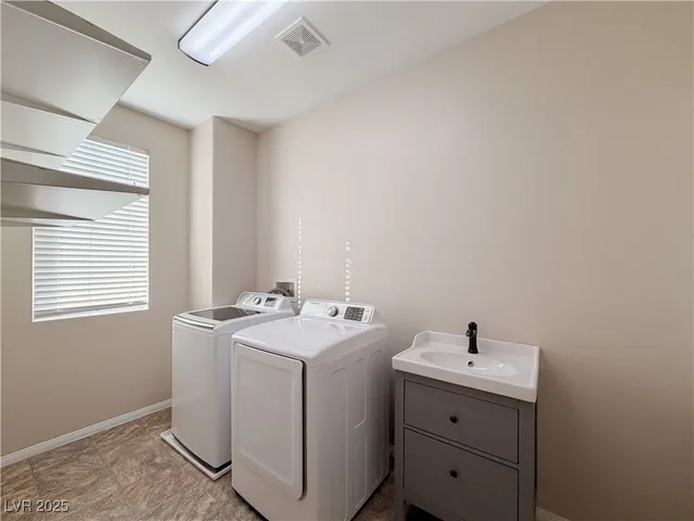 $2,700 | 10733 Mentesana Avenue, Las Vegas, NV 89166