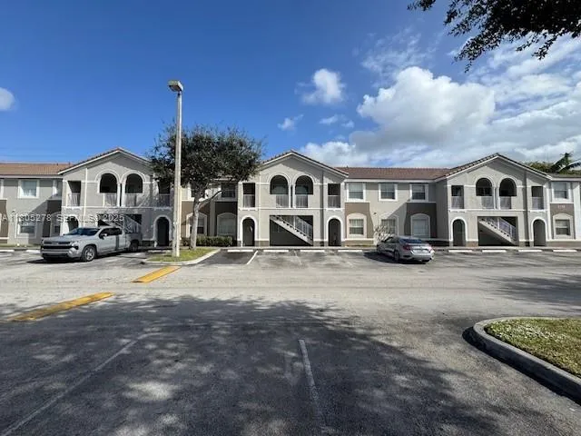 $199,000 | 2731 Southeast 17th Avenue, Unit 207, Homestead, FL 33035