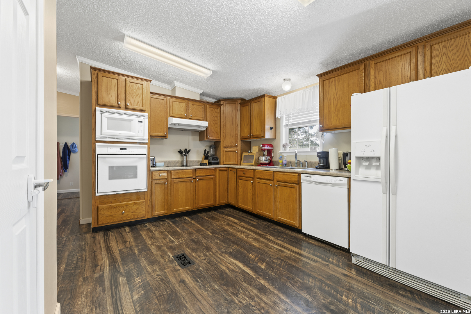 111 Longhorn Road Stockdale, TX 78160 - Photo 7 of 49