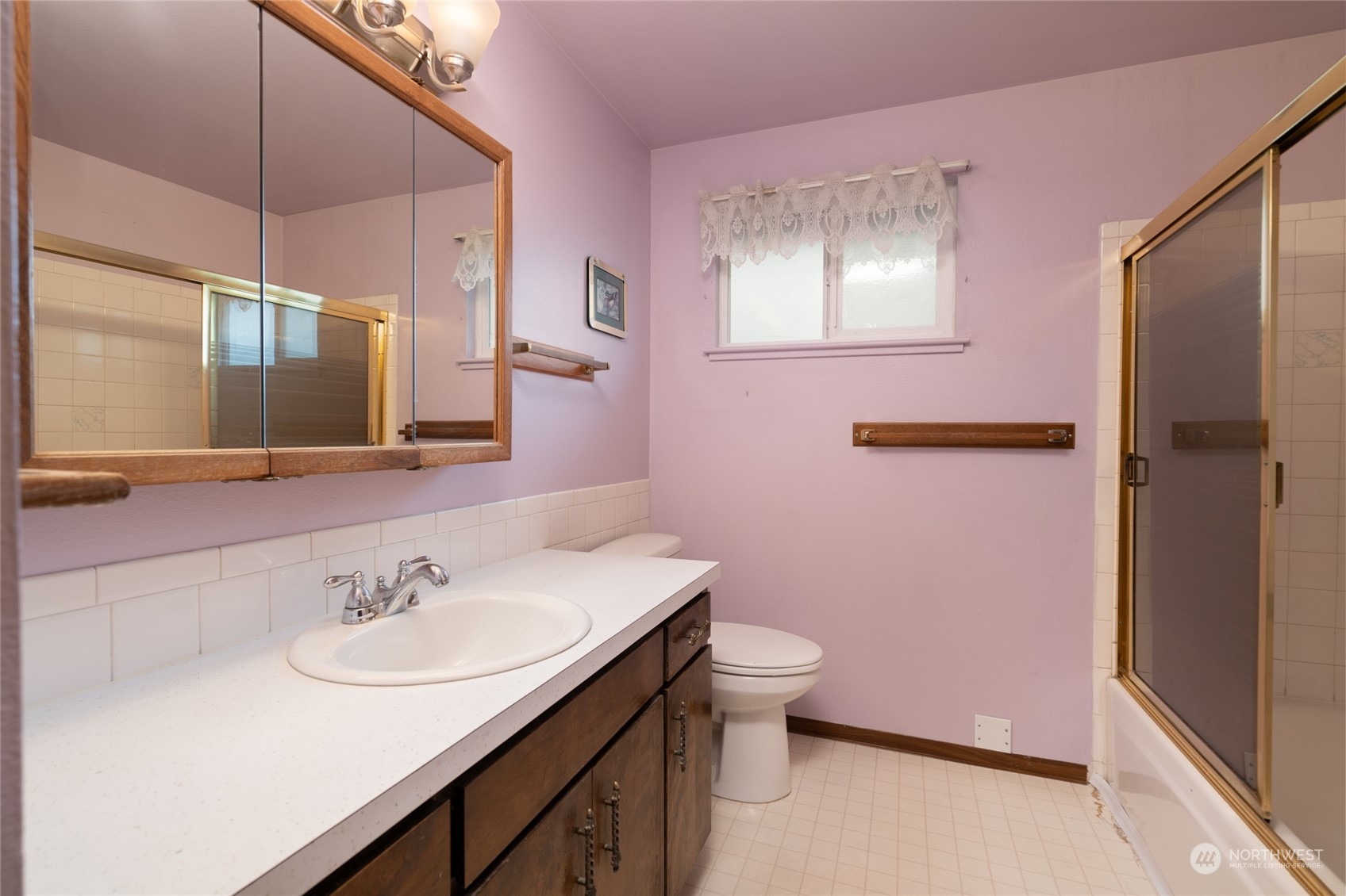 16678 Dike Road Mount Vernon, WA 98273 - Photo 14 of 37 a bathroom with a sink toilet and shower