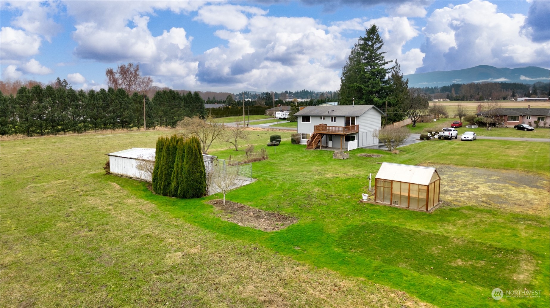16678 Dike Road Mount Vernon, WA 98273 - Photo 33 of 37 a garden view
