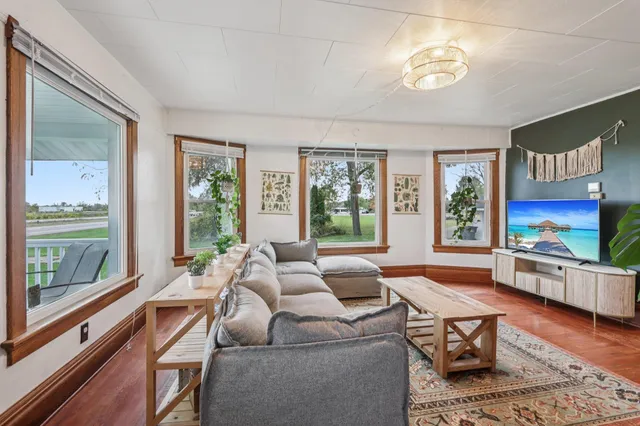 $320,000 | S7523 Highway 12, North Freedom, WI 53951