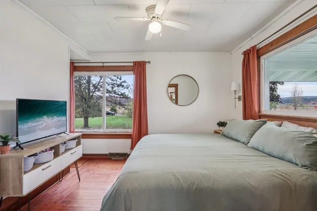 $320,000 | S7523 Highway 12, North Freedom, WI 53951