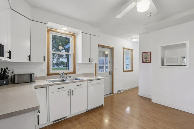 $320,000 | S7523 Highway 12, North Freedom, WI 53951