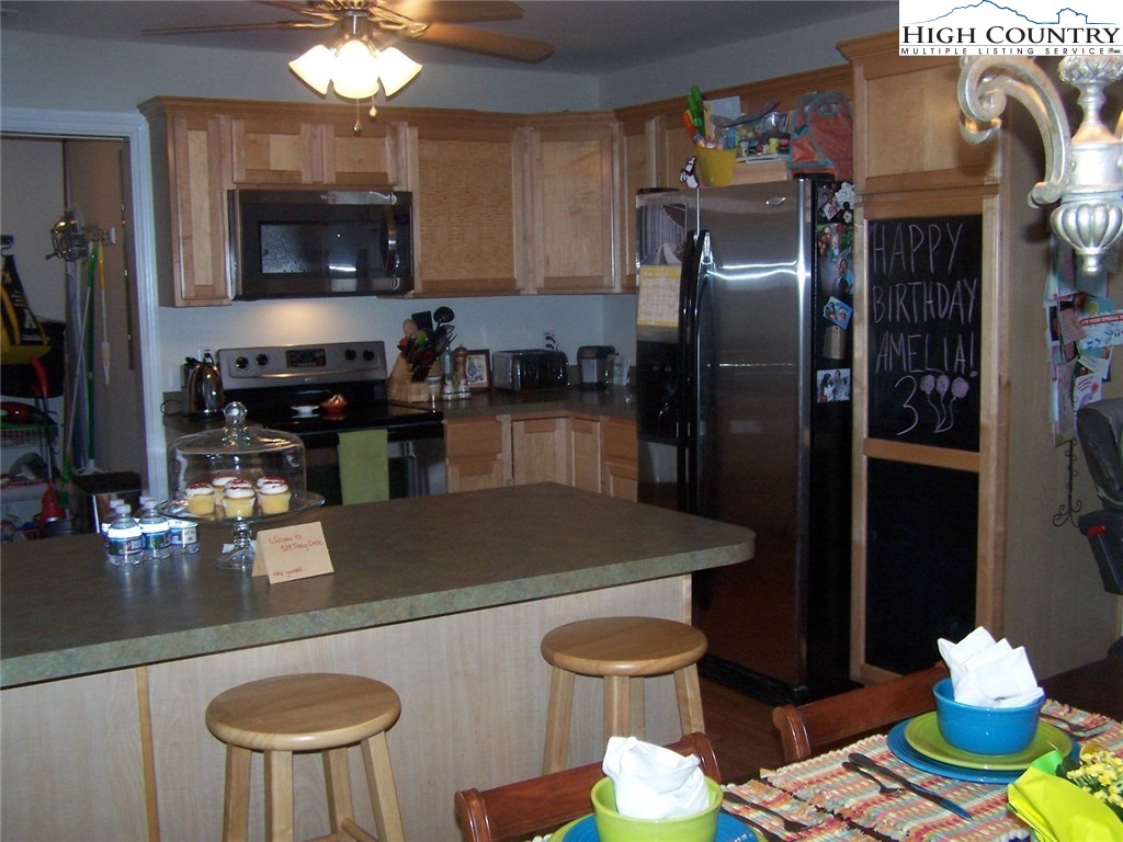529 Tracy Circle Boone, NC 28607 - Photo 6 of 19 Gallery Image 6
