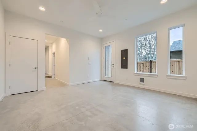 $899,950 | 1327 North 185th Street, Unit C, Shoreline, WA 98133