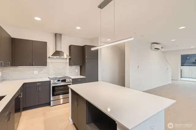 $899,950 | 1327 North 185th Street, Unit C, Shoreline, WA 98133