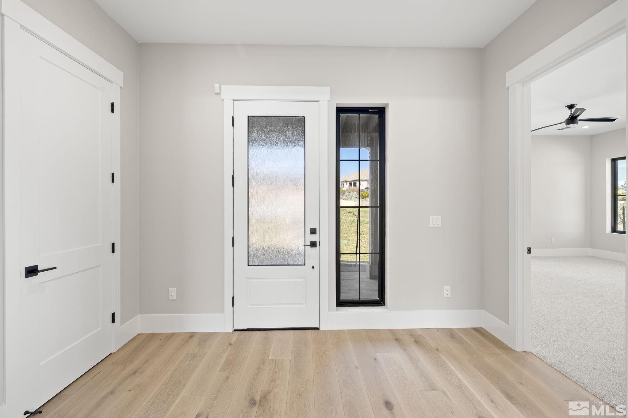 14260 Table Rock Court Reno, NV 89511 - Photo 4 of 40 Photo 4