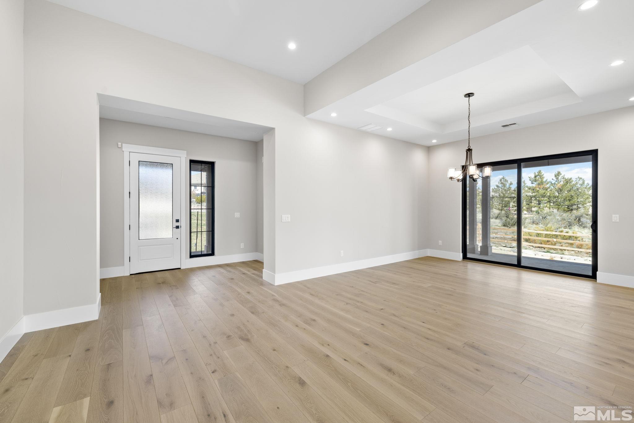 14260 Table Rock Court Reno, NV 89511 - Photo 5 of 40 Photo 5