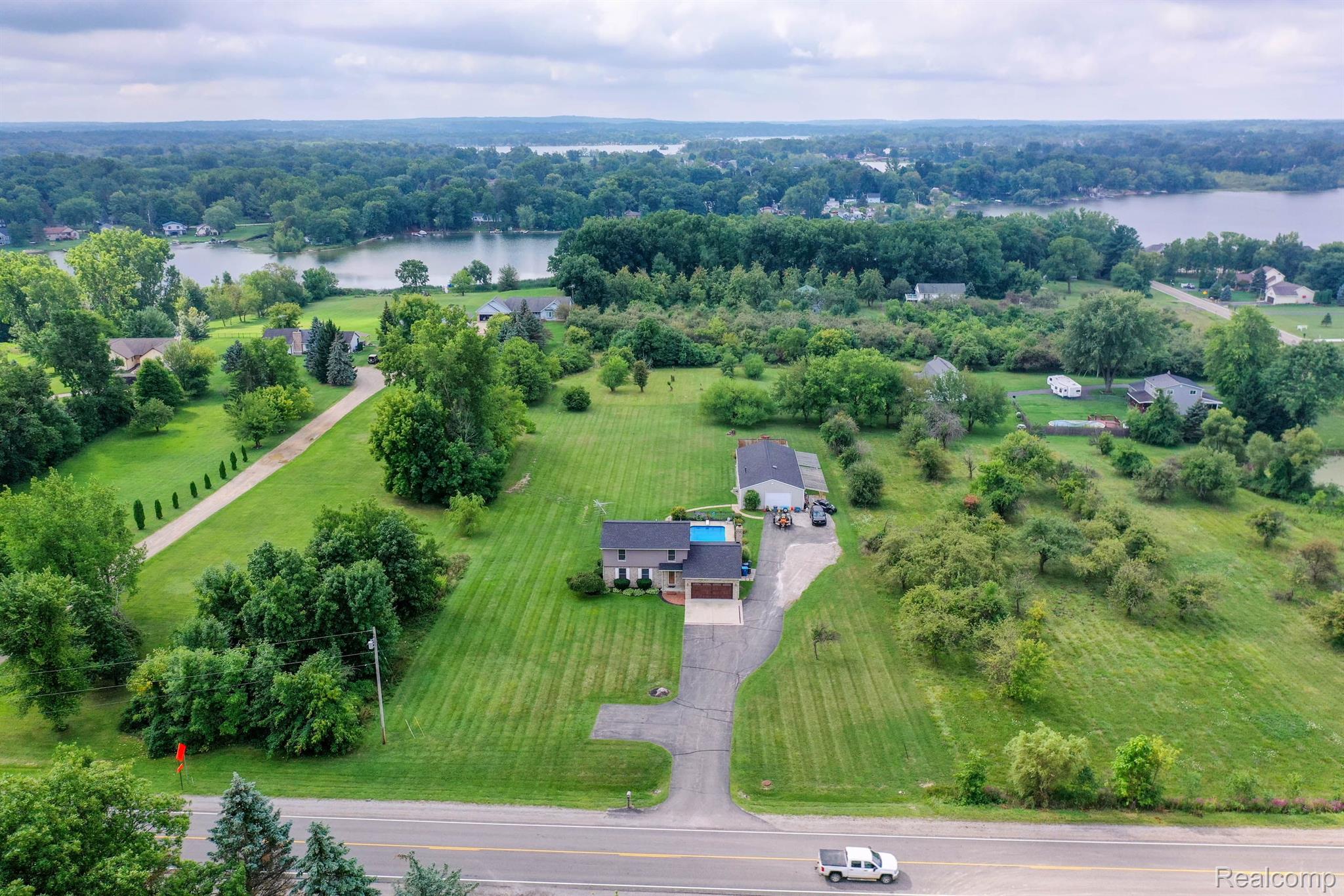 3409 Lahring Road Linden, MI 48451 - Photo 47 of 77 Exterior