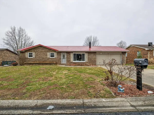 $195,000 | 436 Sycamore Manor, Jasper, IN 47546