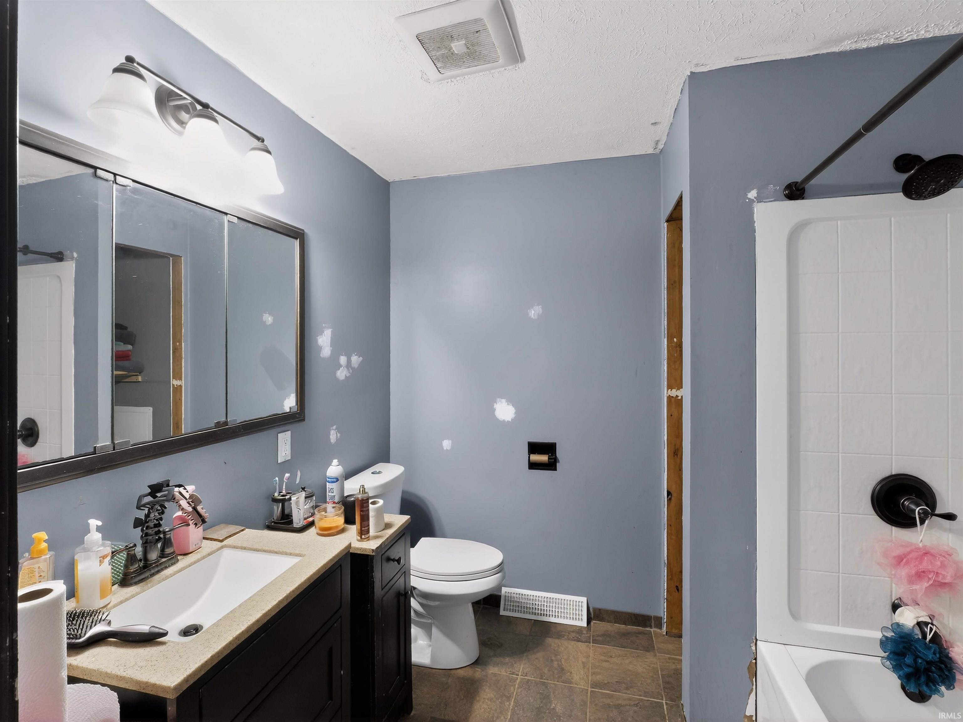 436 Sycamore Manor Jasper, IN 47546 - Photo 3 of 4