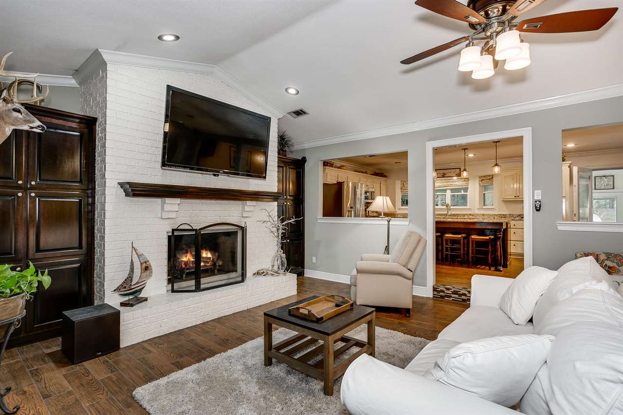 2704 Tunnel Road Pace, FL 32571 - Photo 8 of 48