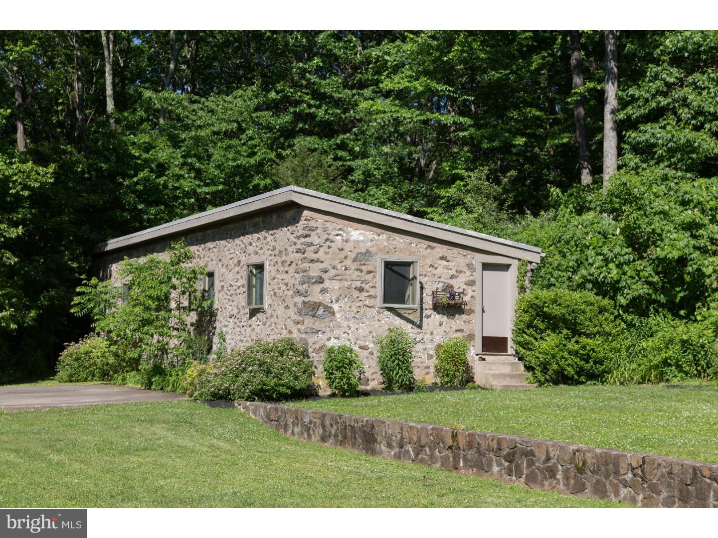 411 Perry Auger Road Upper Black Eddy, PA 18972 - Photo 18 of 23 Gallery Image 18