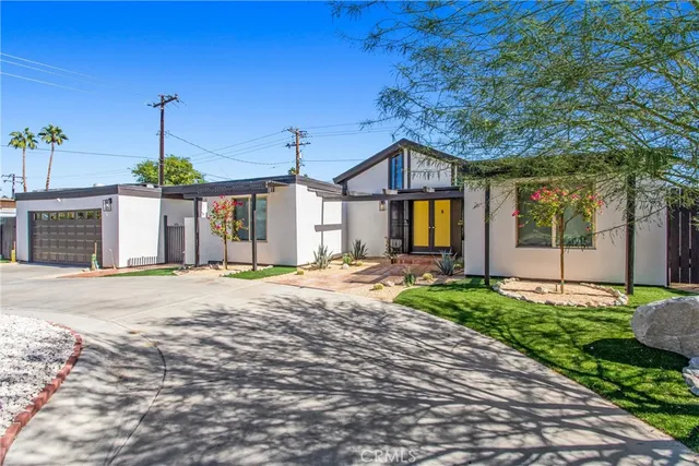 $879,500 | 45640 Mountain View Avenue, Palm Desert, CA 92260