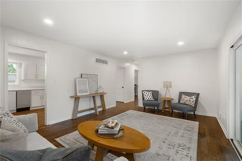 $344,000 | 11801 West 54th Street, Shawnee, KS 66203